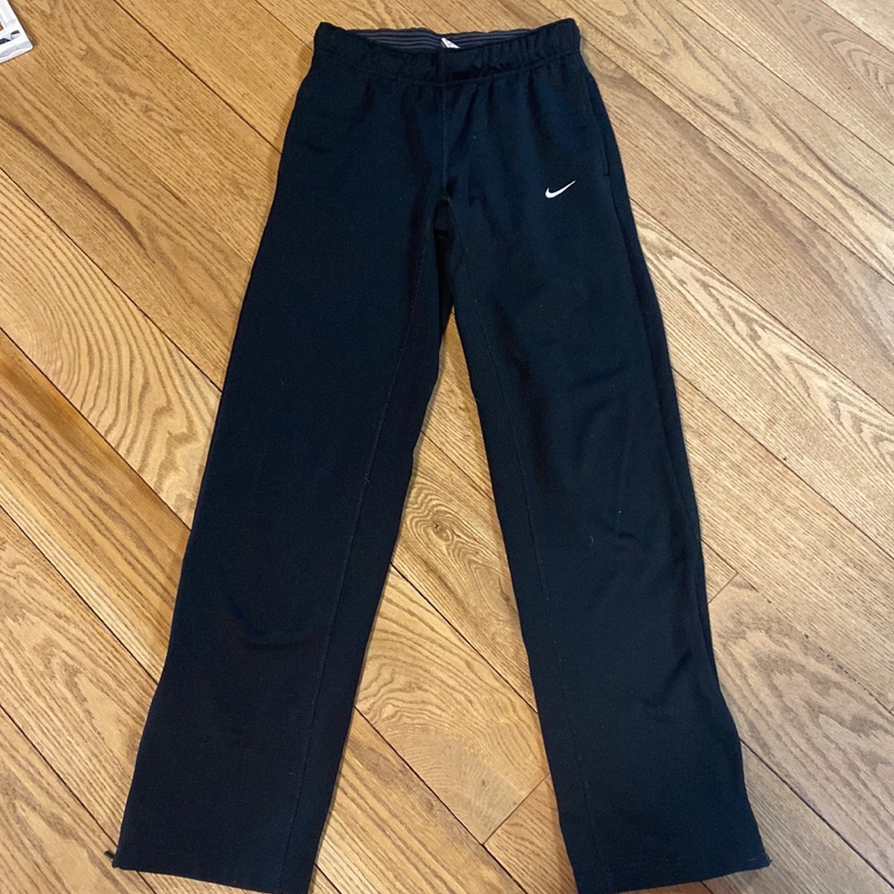 Nike Black Therma-Fit Sweatpants
